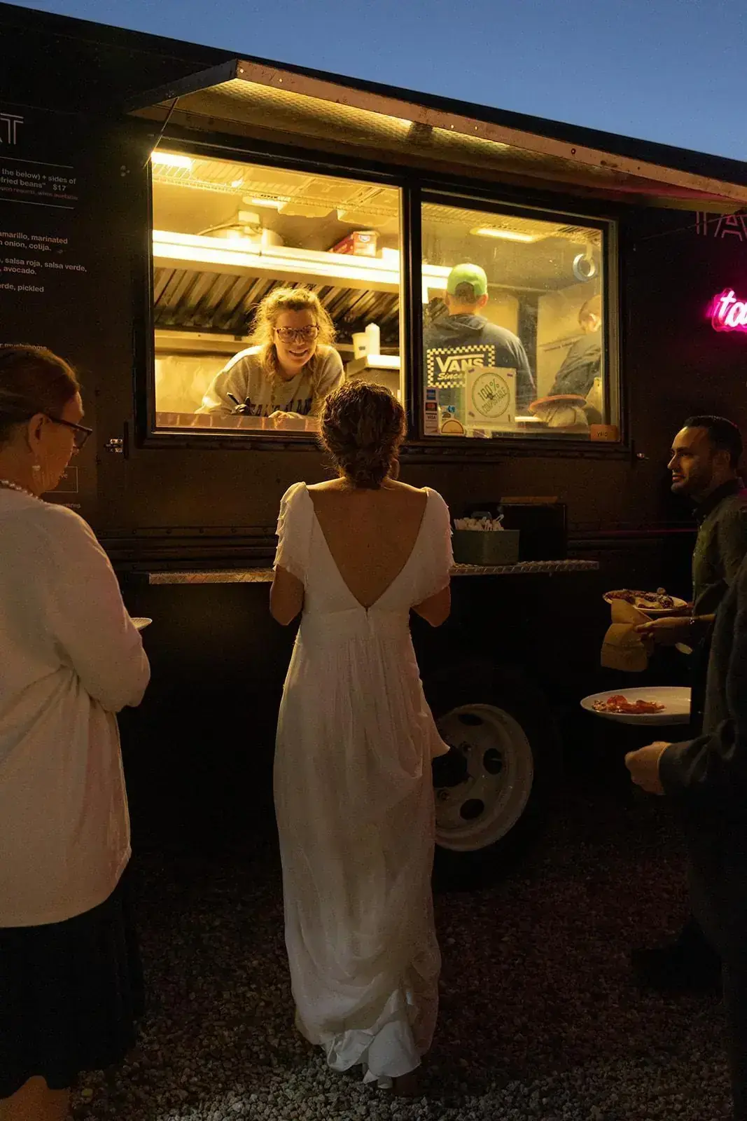 Saturday night at the food trucks